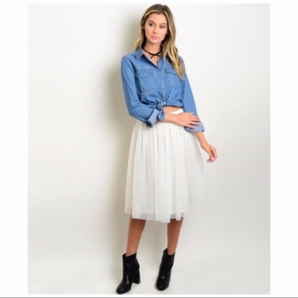 Women’s White Tulle Lined Elastic Party Midi Skirt - Picture 3 of 5